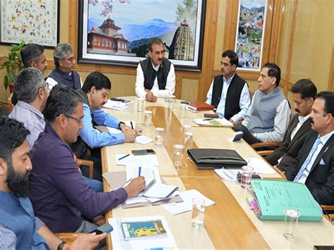 Himachal CM vows to take over Shanan hydel Project