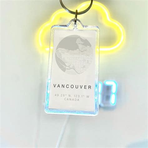 Local Map Pin Keychains 的图像结果