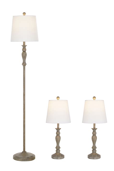 Modern Farmhouse Style Floor Lamps | Lasnetas Delasviejas