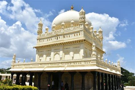 Tipu’s burial place - Reviews, Photos - Gumbaz Burial Chamber - Tripadvisor