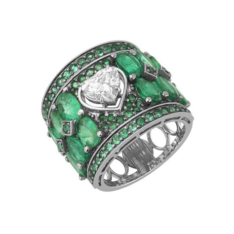 Emerald Heart Shape Oval Diamond Rings by Mohar Fine Jewellery