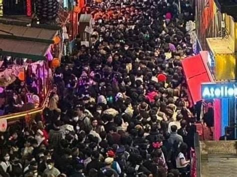 Over 150 Killed In South Korea Halloween Stampede As 1,00,000 People ...