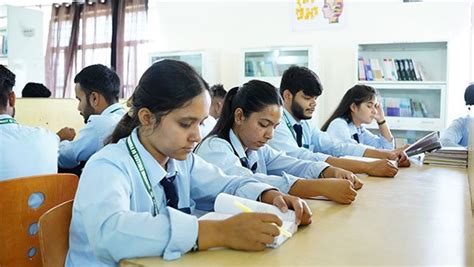 Minerva College Of Pharmacy-Indora