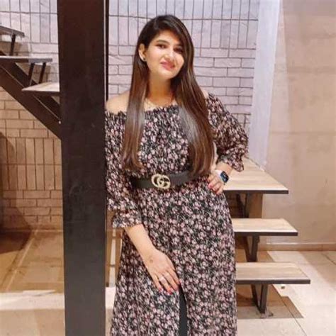 Riya Merchant Influencers | Age Birthday Biography