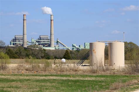 NRG receives $562 million state loan for new gas plant in Baytown ...