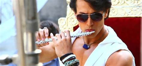 10 Funniest Tiger Shroff Tweets Turned Into Memes