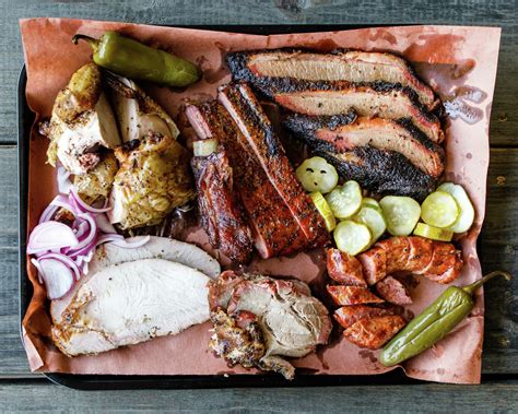 Rudy's Country Store and BBQ opens first Midland BBQ store