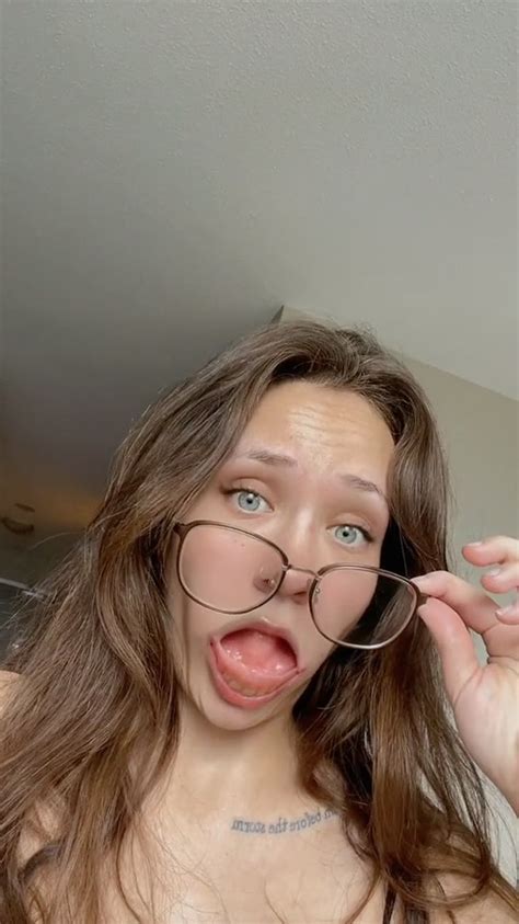 Image result for Toothless Lady Singing