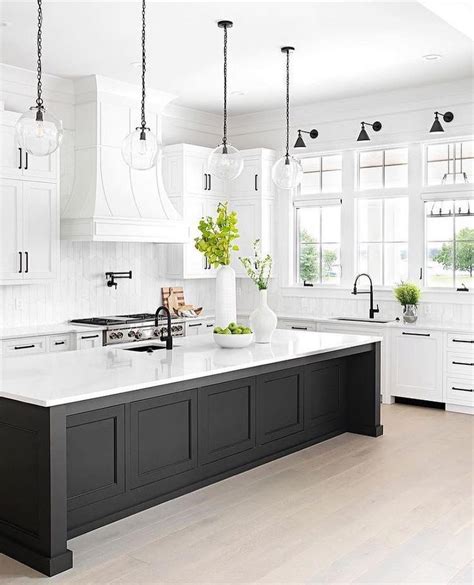 Great Kitchens!️️️ Every day! on Instagram: "Love this white kitchen ...