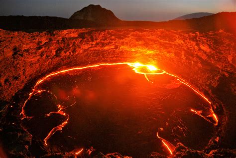冰島火山繼續噴發 - grace127 的網誌 - udn部落格
