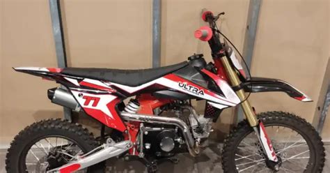 Ultramotocross Junior Dirt Bike | "Chili Red Weezy" | 125 CC | Petrol ...