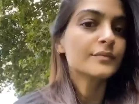 Sonam Kapoor Issues Clarification After Fans Slam Her For Breaking ...