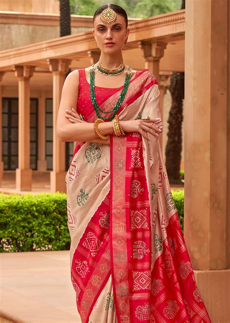 Beige Woven Traditional Bandhani Patola Silk Saree – zarikaariindia.com