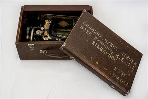 Singer Sewing Machine Box 的图像结果