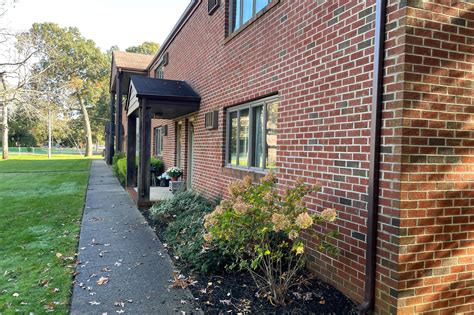 Windsor Gardens Apartments | The Legacy Residential Group