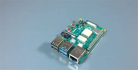 Image result for Raspberry Pi 4 Model B 8GB vs Raspberry Pi 400