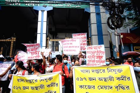 FCI contractual staff protest demanding permanent jobs