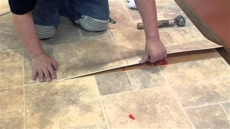 How To Lay Sheet Vinyl Flooring - Flooring Designs