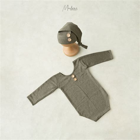 Aiden Romper With Sleepy Cap – Madras Prop Store