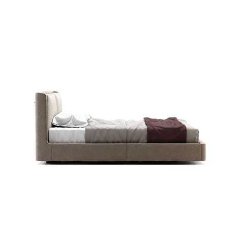 Kelsi Bed from Mondocollection.com