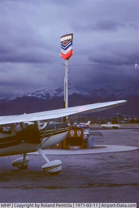 Whiteman Airport (WHP) Photo