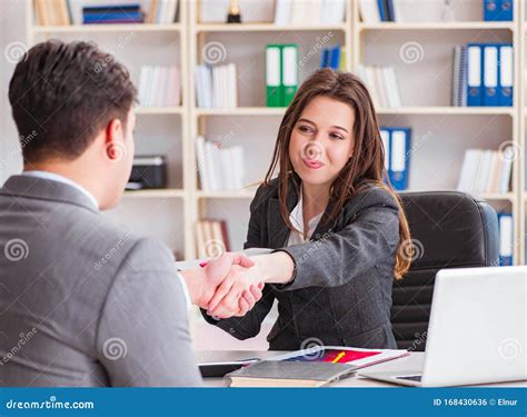 Businessman Woman 的图像结果