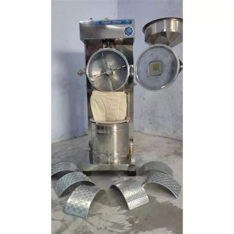 Leading Super Silver Food Pulverizer Machine Manufacturer & Supplier in ...