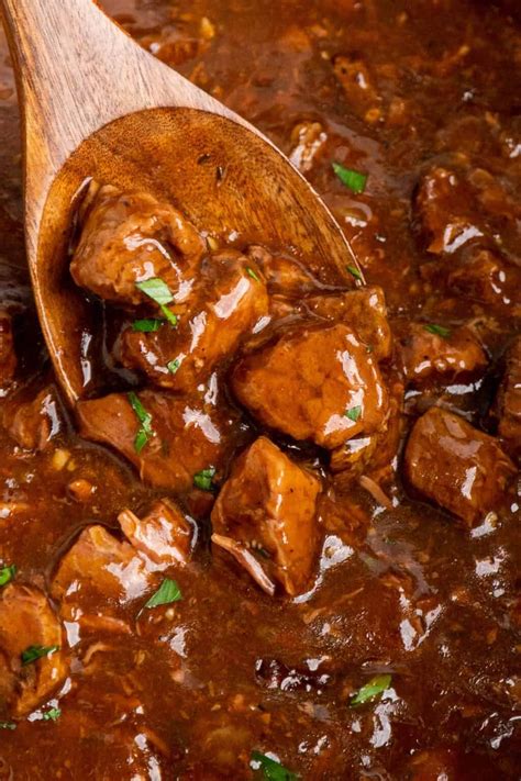 Slow cooker beef tips and gravy – Artofit
