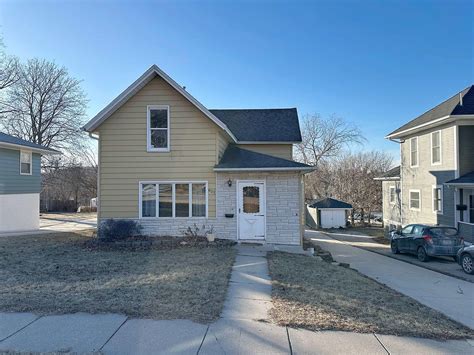 603 Day St, Decorah, IA 52101 | Zillow