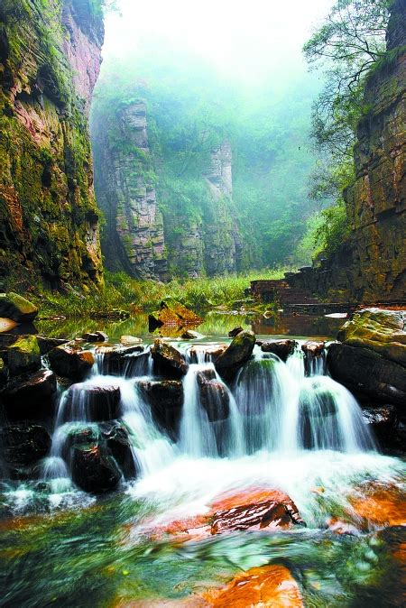 2020想去中国洛阳旅游的景点：龙潭大峡谷，神灵寨，七彩花海|神灵寨|龙潭大峡谷|七彩_新浪新闻