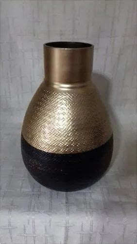 Flower Vases - Iron Flower Vase Hammered Effect Manufacturer from Moradabad