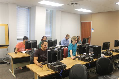 Computer First Semester 的图像结果