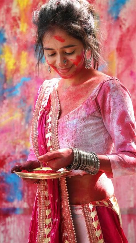 Holi Caption For Instagram – Creative & Fun Captions for Your Pics