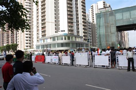 Petition · Government of Uttar Pradesh and Ghaziabad Development ...