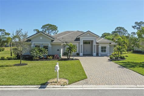 2982 Bent Pine Dr, Fort Pierce, FL 34951 - MLS R10963797 - Coldwell Banker