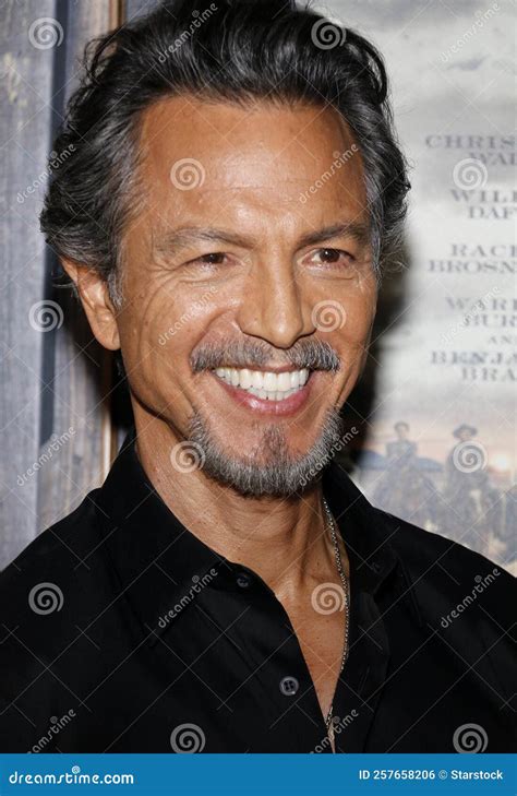 Benjamin Bratt 2022