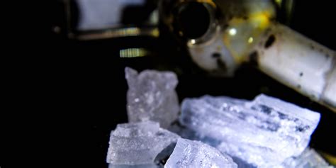 What Is Crystal Meth? Identification & Addictive Qualities | The ...