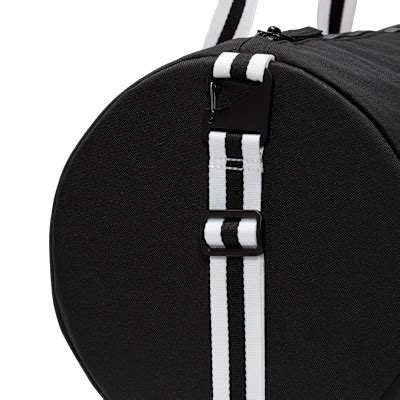 Nike Heritage Duffel Bag (30L). Nike IN