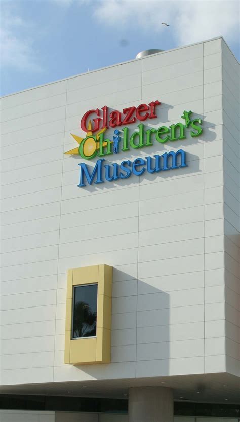 Celebrate Dr. Seuss’ Birthday in Tampa | English blog