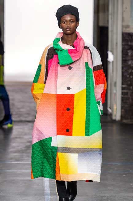 Here's How Abstract Prints Are Having A Major Fashion Moment | Grazia India