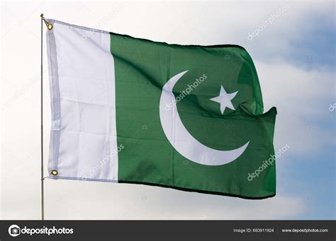 Flag Star Moon Over Green