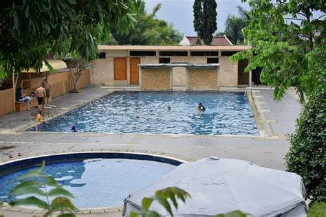 PUNCAK AYANNA TRAWAS HOTEL & RESORT - Hotel Reviews, Photos, Rate ...