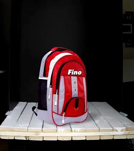 Red School Bag 的图像结果