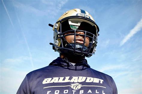 NCAA Approves Gallaudet CFB Team's Use of Helmet for Deaf or Hard of ...