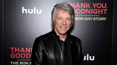 VIDEO: Jon Bon Jovi helps talk woman off ledge of Nashville bridge ...