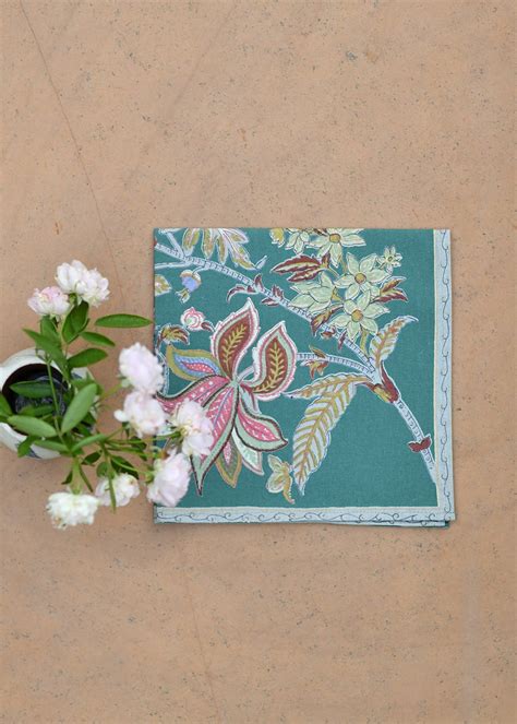 Get Hawaii Green Printed Napkin 17x17 at ₹ 900 | LBB Shop