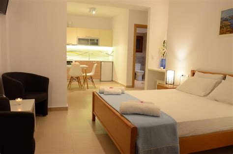 Natsios Studios - Gaios, Paxos