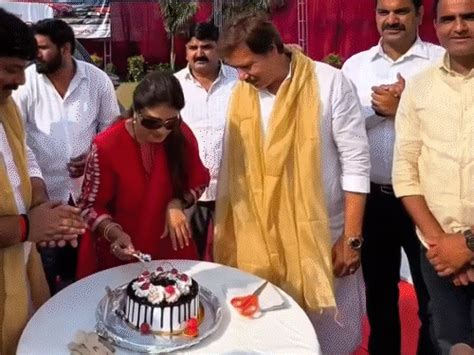 Dhananjay Singh faces controversy after viral photos Demands CBI probe ...