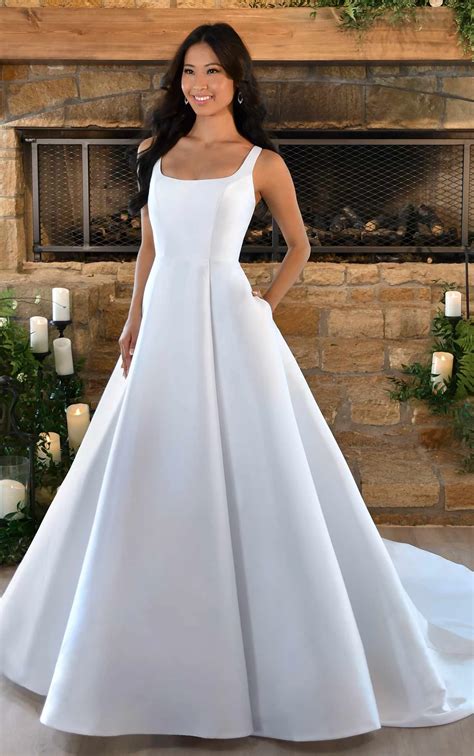 SQUARE NECK WEDDING DRESS with Detachable Bow | Stella York