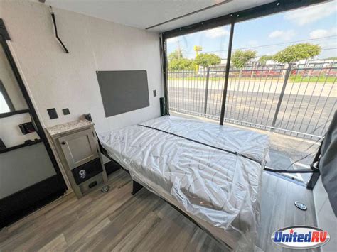 SOLD NEW 2026 SUNSET PARK RV SUN LITE 14THX | United RV Center | Ft ...